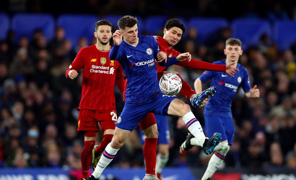 在这也能遇到！网红主播张琪格现场观看国足比赛