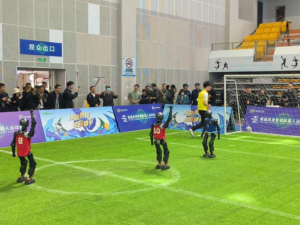 小里弗斯：如果SGA不是加拿大人，他将是NBA最大牌明星